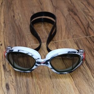 Speedo Kids Swim Goggles - Black and White